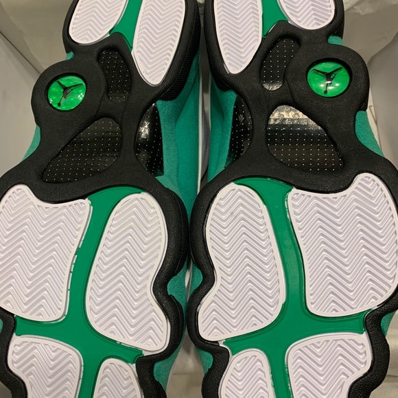 Air Jordan 13 ‘Lucky Green’ - Picture 3 of 4